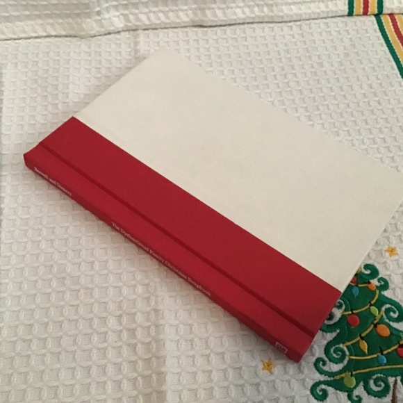 NWT Dysfunctional Family Christmas Songbook - Picture 6 of 6